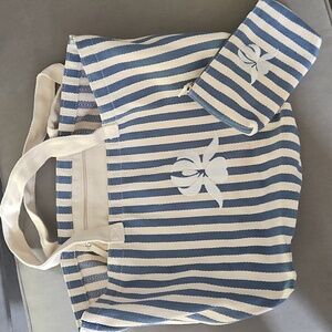 Sisley tote & matching makeup bag - NWOT